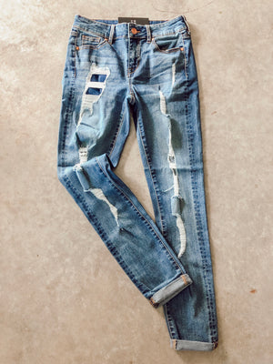 Casual Friday Distressed Skinnies